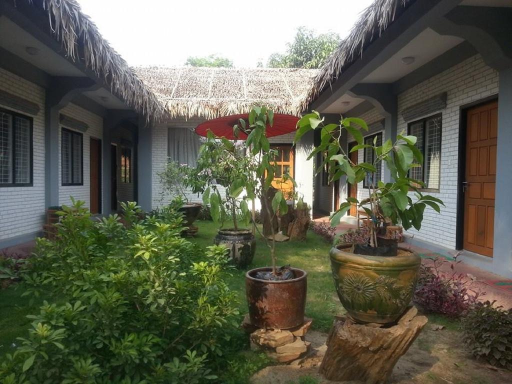 Golden Rose Guest House Old Bagan Buitenkant foto