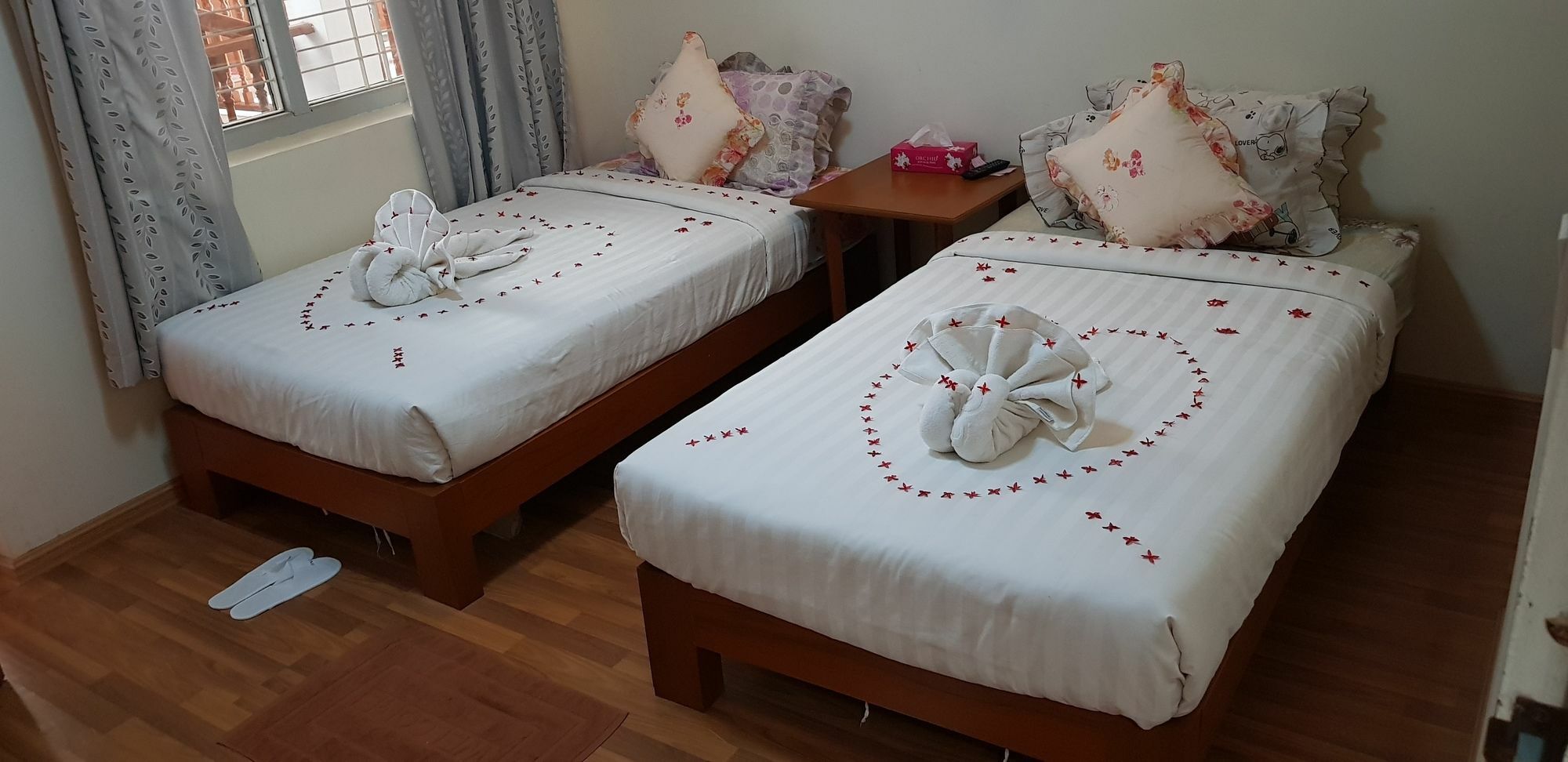 Golden Rose Guest House Old Bagan Buitenkant foto